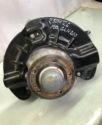 Mercedes-Benz GLA H247 Front wheel hub A2473320100