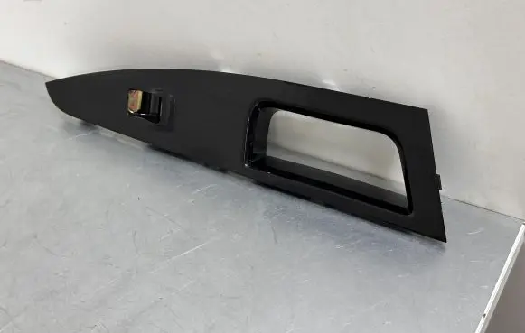 Ford Mondeo MK V Rear door window switch trim DS7314A567BM3UAW