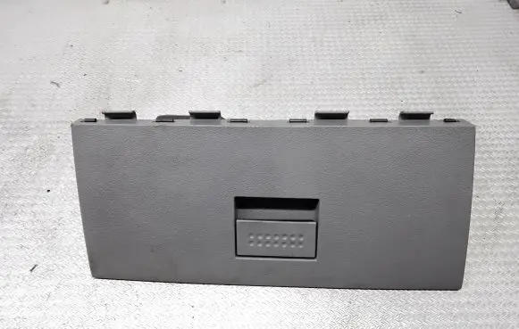 Dodge Durango Glove box lid/cover 1041180DX9A