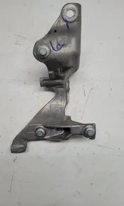 Renault Trafic III (X82) Engine mounting bracket A6261410040 147174072R