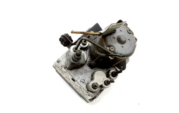BMW 5 E39 ABS Pump 8362574