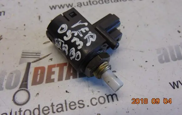 Toyota Corolla Verso AR10 Brake pedal sensor switch