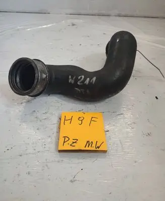 Mercedes-Benz E W211 Intercooler hose/pipe 65151486941