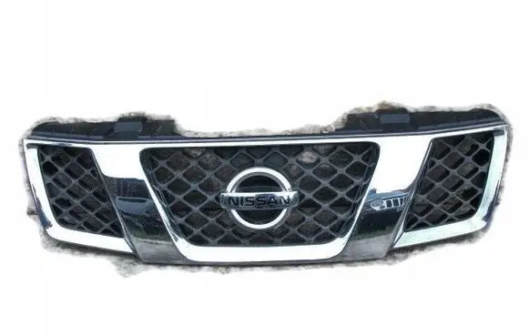 Nissan Pathfinder R51 Front bumper upper radiator grill