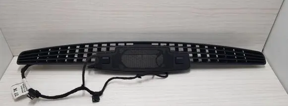 Audi A3 S3 8P Dashboard air vent grill cover trim 8P0819635