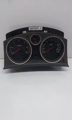 Opel Zafira B Speedometer (instrument cluster) 13225980 SW6607