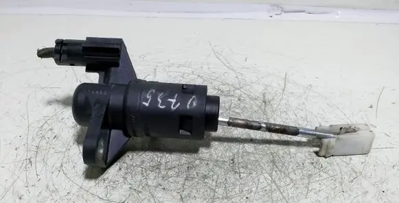 Audi A4 S4 B7 8E 8H Clutch master cylinder 8E1721401AJ