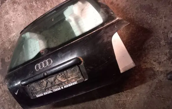 Audi A4 S4 B5 8D Engine start stop button switch 11911