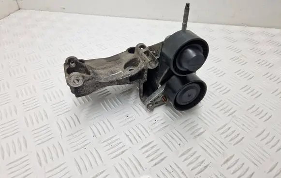 Renault Scenic IV - Grand scenic IV Generator/alternator bracket 117105124R