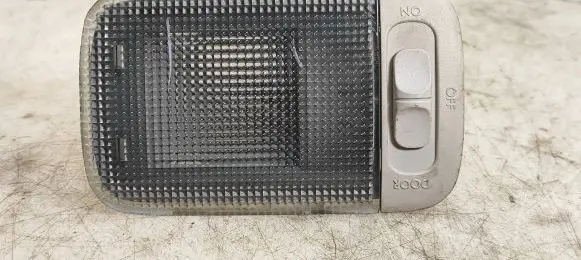 Subaru Legacy Rear seat light