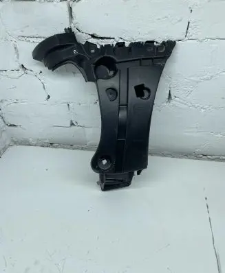 Renault Kangoo II Bumper support mounting bracket corner 8200435438 8200435438F