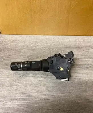 Mazda 6 Indicator stalk DF7566122 0112640711