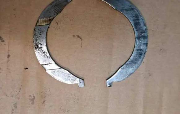 Nissan X-Trail T32 Crankshaft Holder 