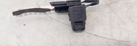Mercedes-Benz E W211 Windshield washer spray nozzle 