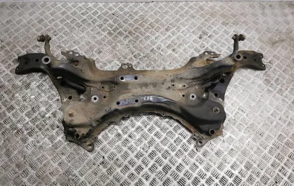 Toyota RAV 4 (XA40) Front subframe