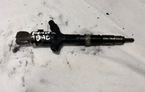 Toyota Previa (XR30, XR40) II Fuel injectors set 