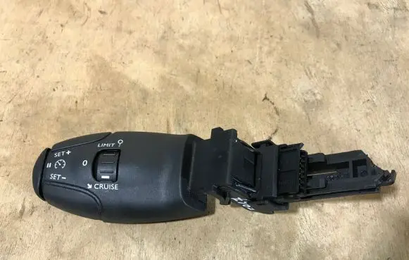 Citroen DS3 Cruise control stalk 96655861XT E10588790