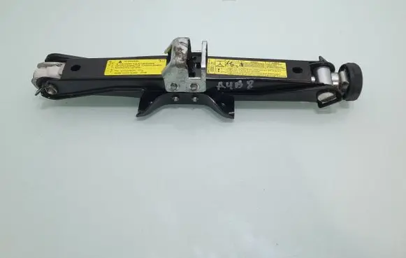 Audi A4 S4 B8 8K Lift Jack 8K0011031K