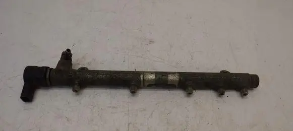 Mercedes-Benz Vito Viano W639 Fuel main line pipe A6110700395