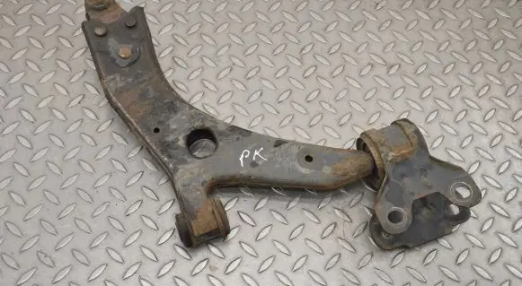Ford Focus Front lower control arm/wishbone