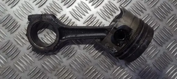 Renault Scenic I Piston with connecting rod