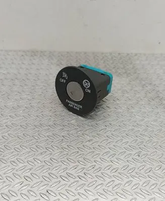 KIA Sportage Passenger airbag on/off switch 84766F1100 K4KQL55500