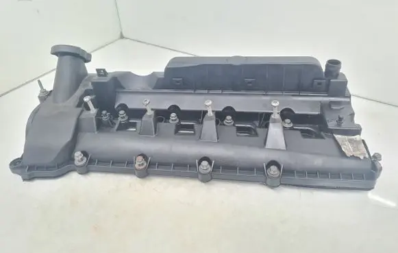 Jaguar XJ X351 Rocker cam cover 8W936P052AE