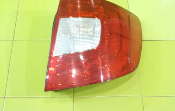 Skoda Superb B6 (3T) Rear/tail lights 3T9945096