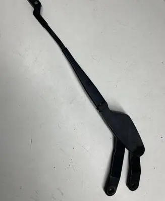 Mercedes-Benz E C207 W207 Front wiper blade arm 3392125813 A2078200944