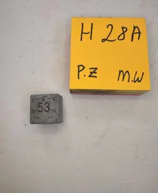 Volkswagen PASSAT B5 Other relay 141951253B