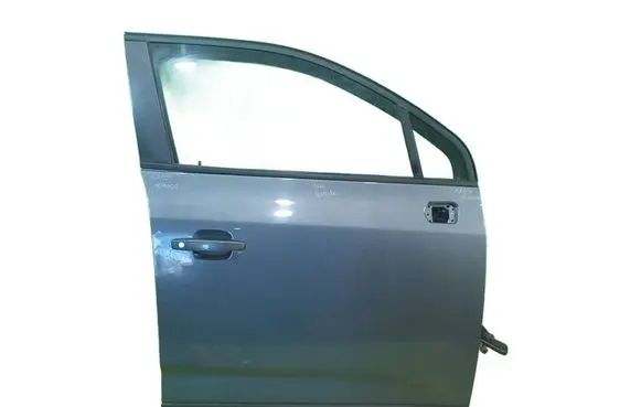 Chevrolet Orlando Front door PRZOD PRAWE