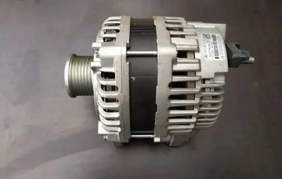 Mercedes-Benz Vito Viano W447 Generator/alternator A6229060100