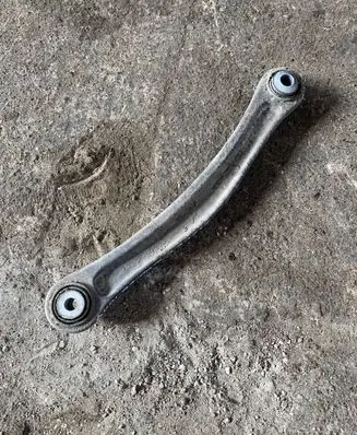 Audi Q7 4L Rear upper control arm/wishbone