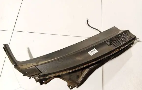 Wiper trim