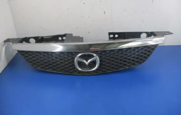 Mazda 323 Front grill