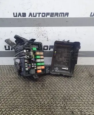 KIA Rio Fuse module 91950H8320 91255H8060