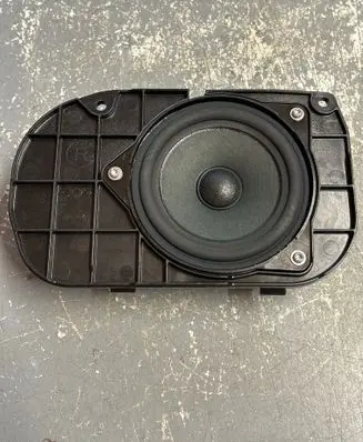BMW 5 F10 F11 Parcel shelf speaker 9239184 01FEB12