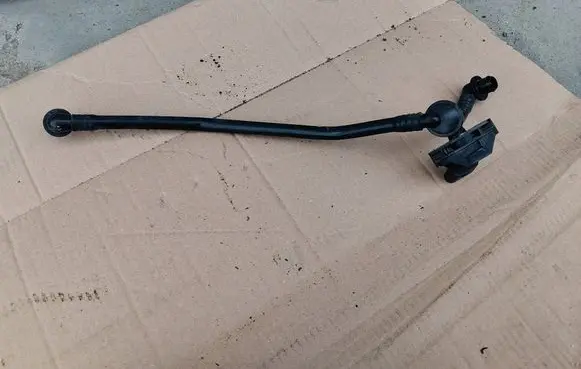 Audi A4 S4 B8 8K Vacuum line/pipe/hose 8K1611931N