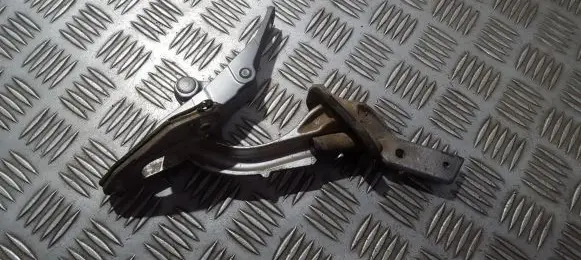Volvo S70 V70 V70 XC Tailgate/trunk/boot hinge