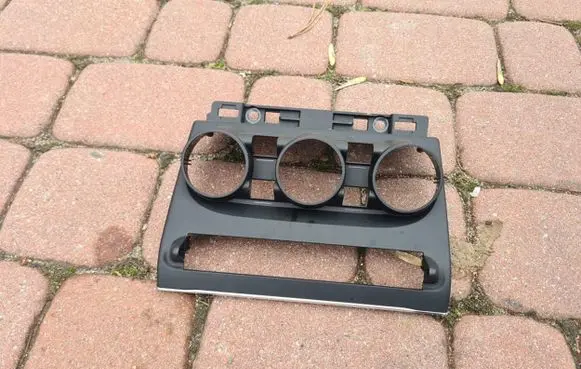 Renault Captur II Dashboard glove box trim 