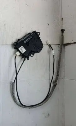 BMW 5 F10 F11 Loading door lock 7273752 934404103 UA727375204