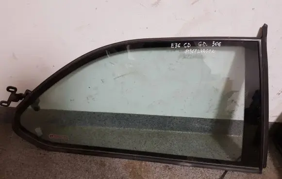 BMW 3 E36 Rear side window 51368242602