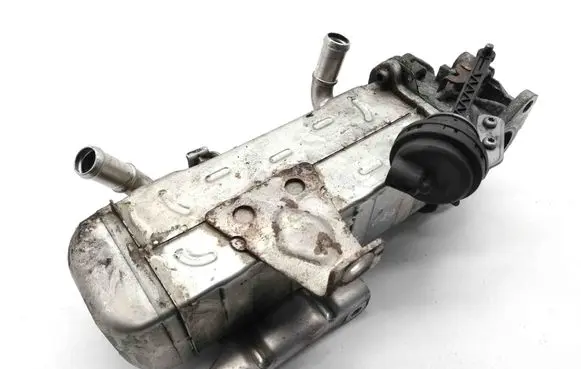 Hyundai ix35 EGR valve cooler 284162F140