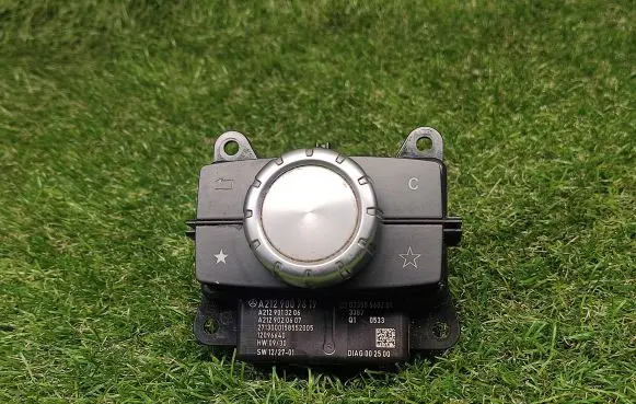 Mercedes-Benz E W212 Head unit multimedia control A2129007619 A2129013206 A2129020607
