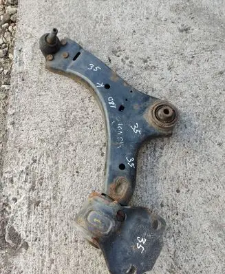 Ford Mondeo MK IV Front lower control arm/wishbone