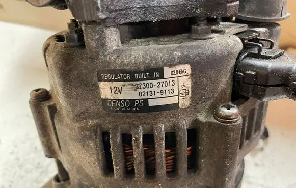 Hyundai Tucson JM Generator/alternator 3730027013 021319113