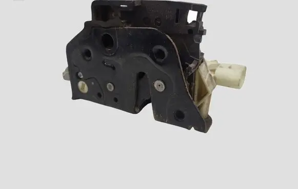 Volkswagen PASSAT B6 Front door lock 3C1837016A