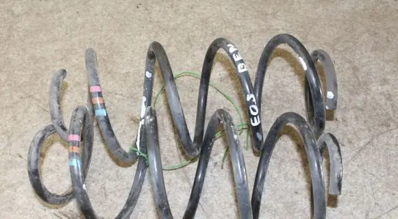 Volkswagen Eos Front coil spring