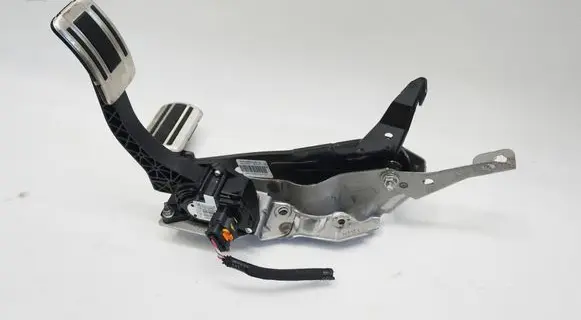 Peugeot 3008 II Brake pedal 9836042080
