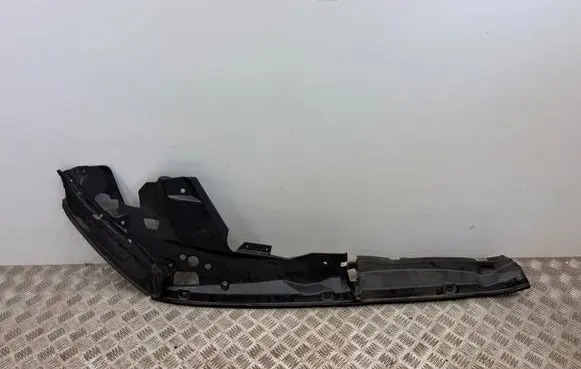 BMW X5 G05 Fender end trim 7418197